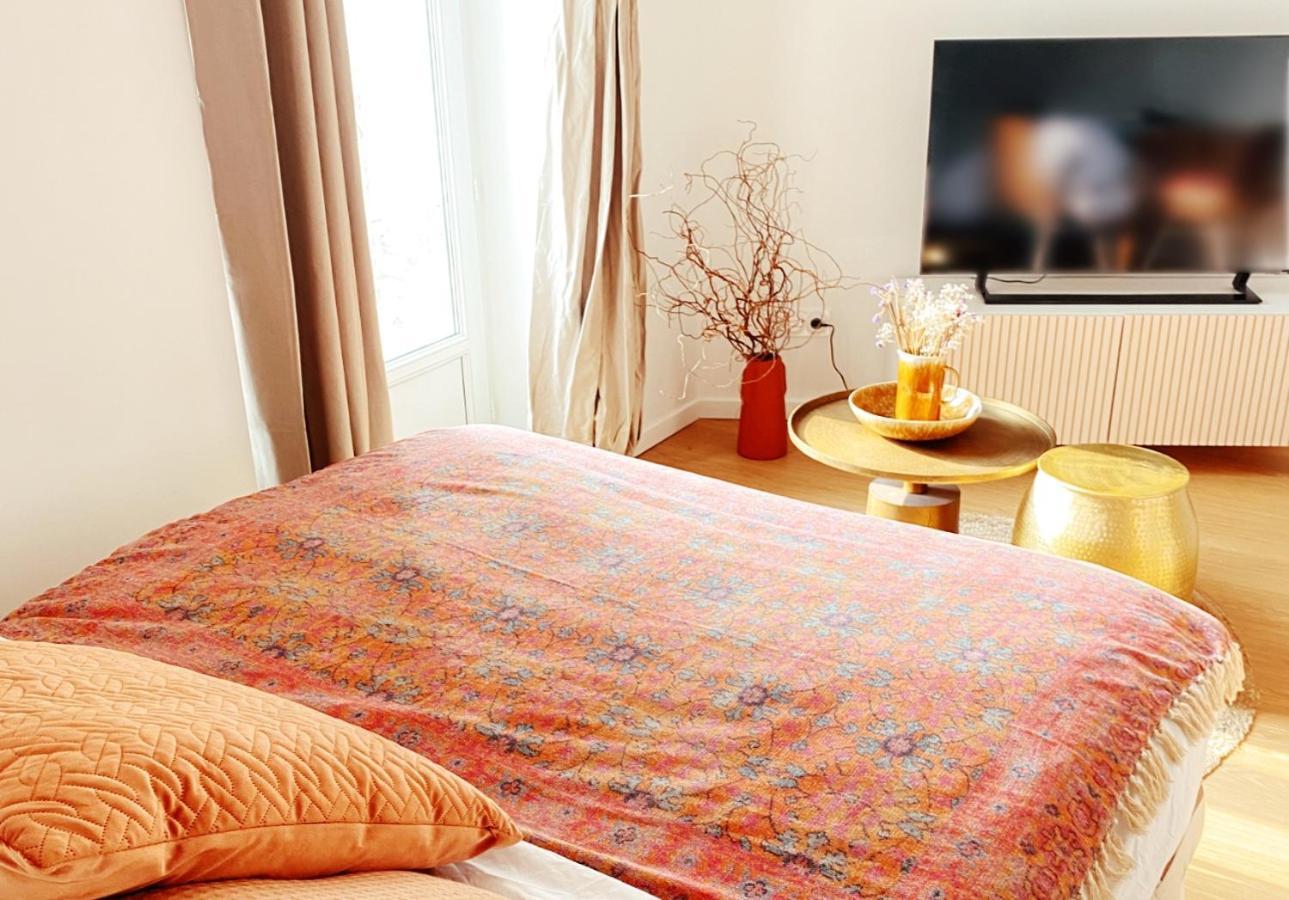 Appartamento Le Boheme ⸱ Stationnement Gratuit ⸱ Fibre Déols Esterno foto